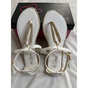 I Heart Collection Sarah-01 White Rhinestone T-Strap Flat Sandals Gold Studs 6
